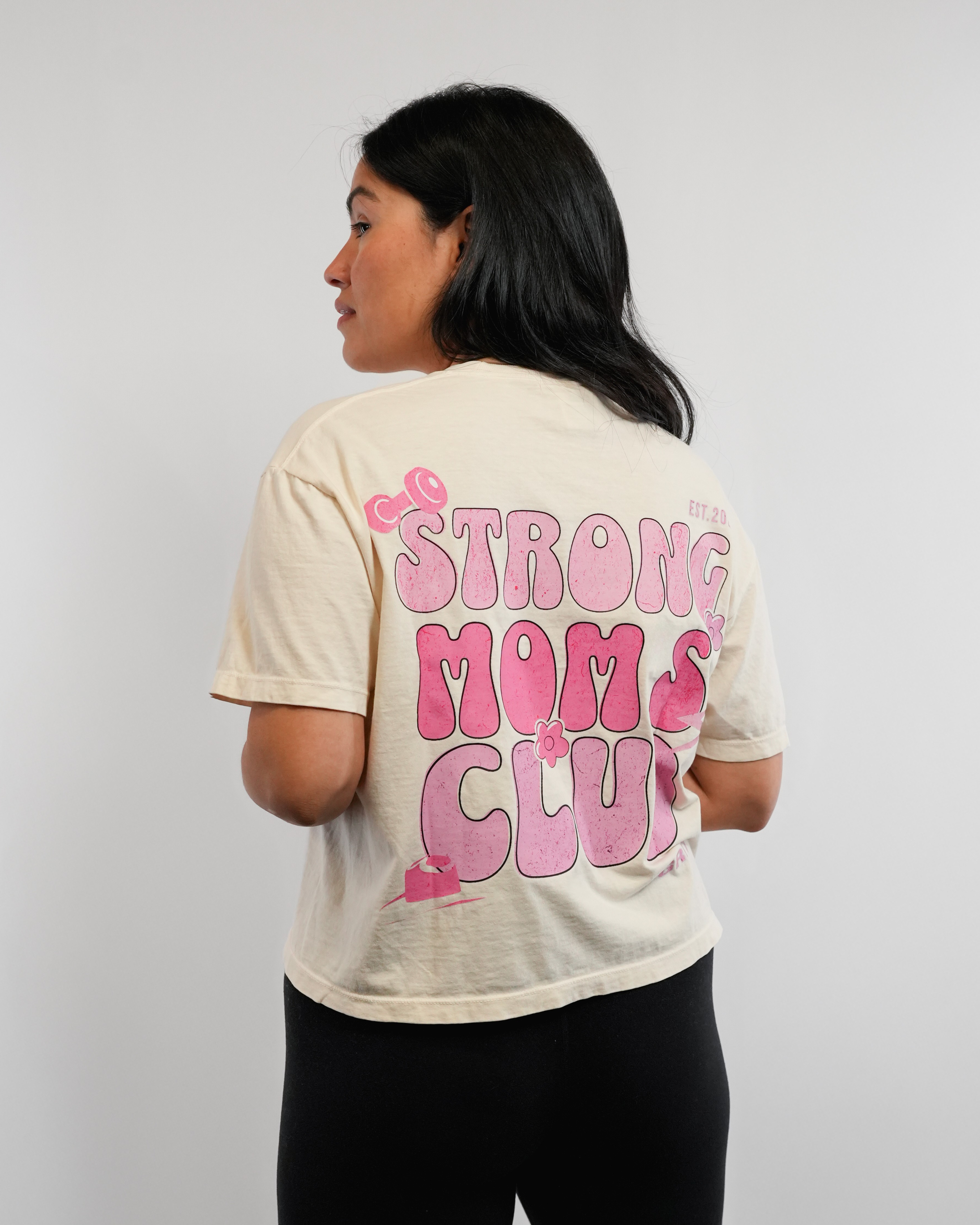 GRIT “Strong Moms Club” T-Shirt COURT
