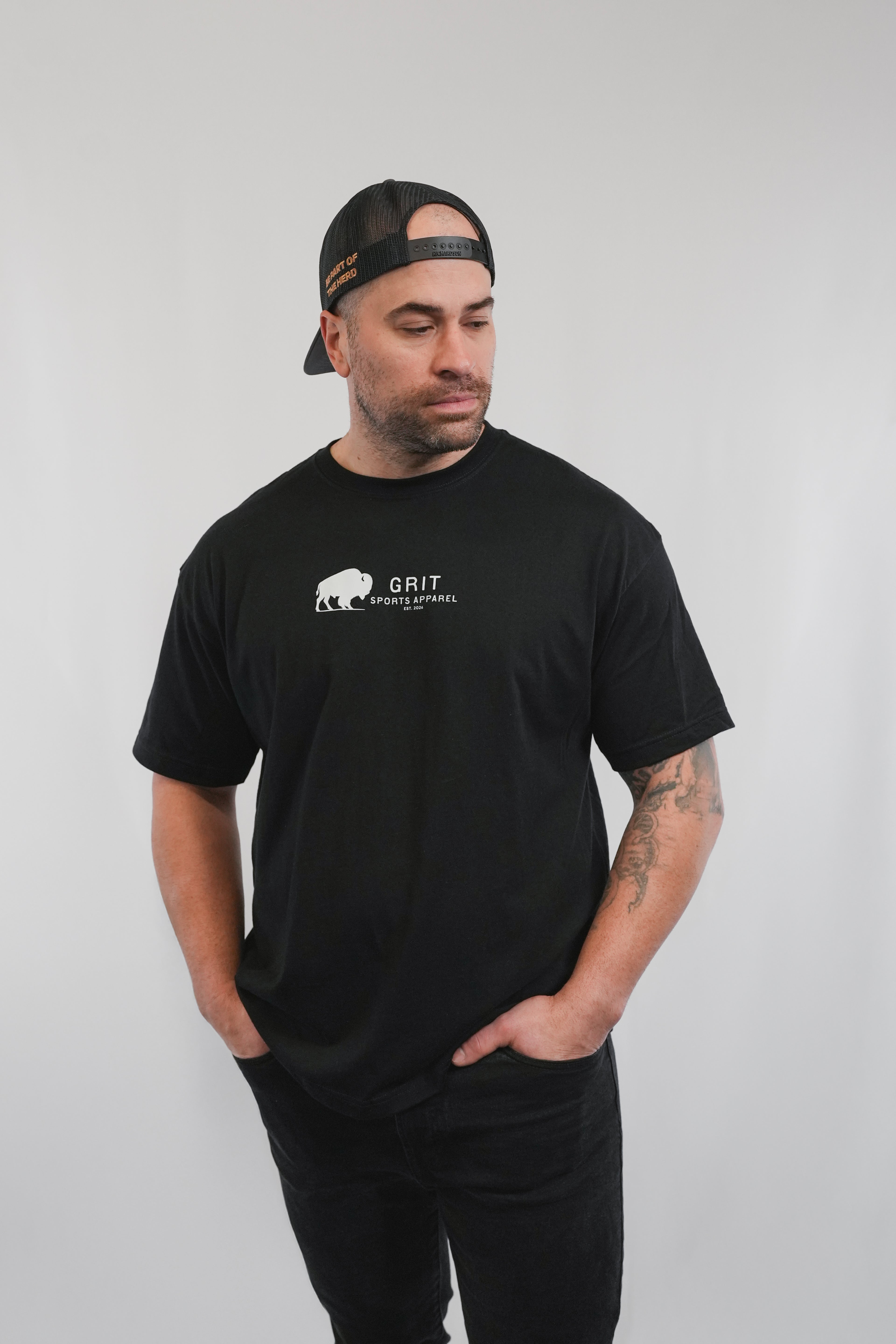 GRIT Classic Logo T-Shirt - Unisex